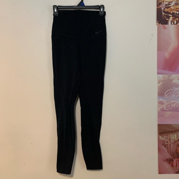 nike dri fit high rise leggings - Picture 2 of 2